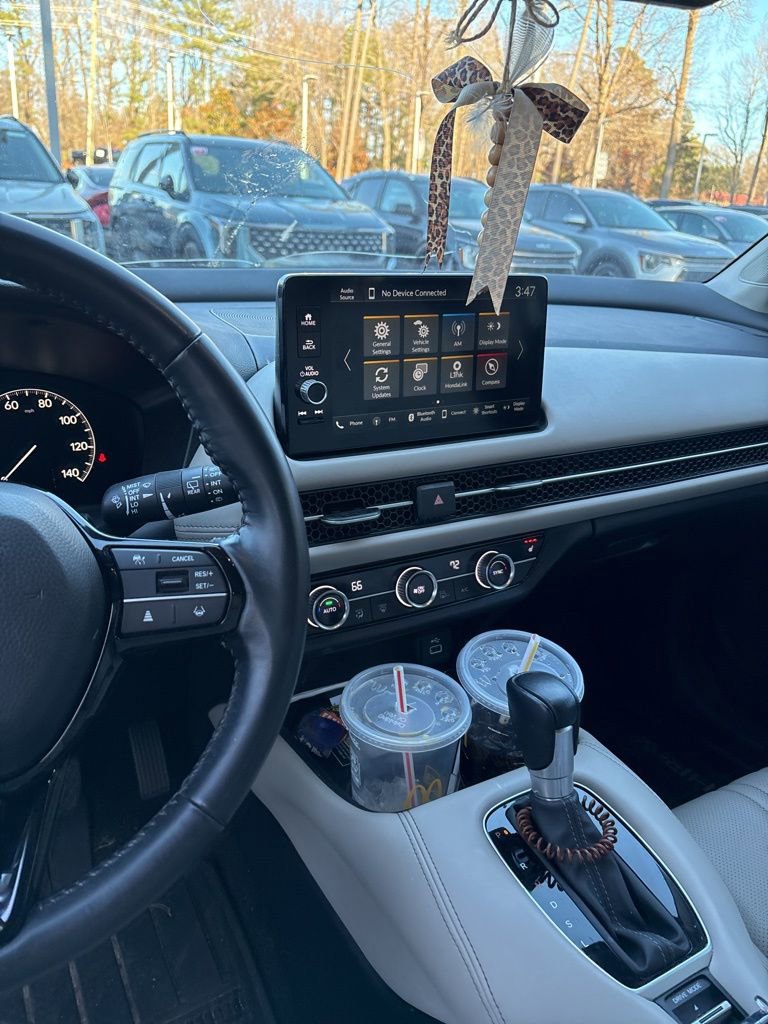 Used 2023 Honda HR-V EX-L image 9