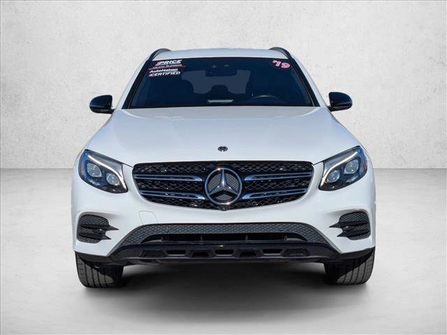 Used 2019 Mercedes-Benz GLC 300 4MATIC image 2