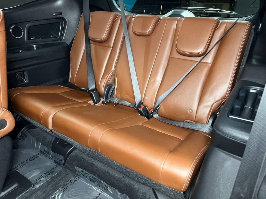 Used 2020 Subaru Ascent Touring w/ Popular Package #3 image 16