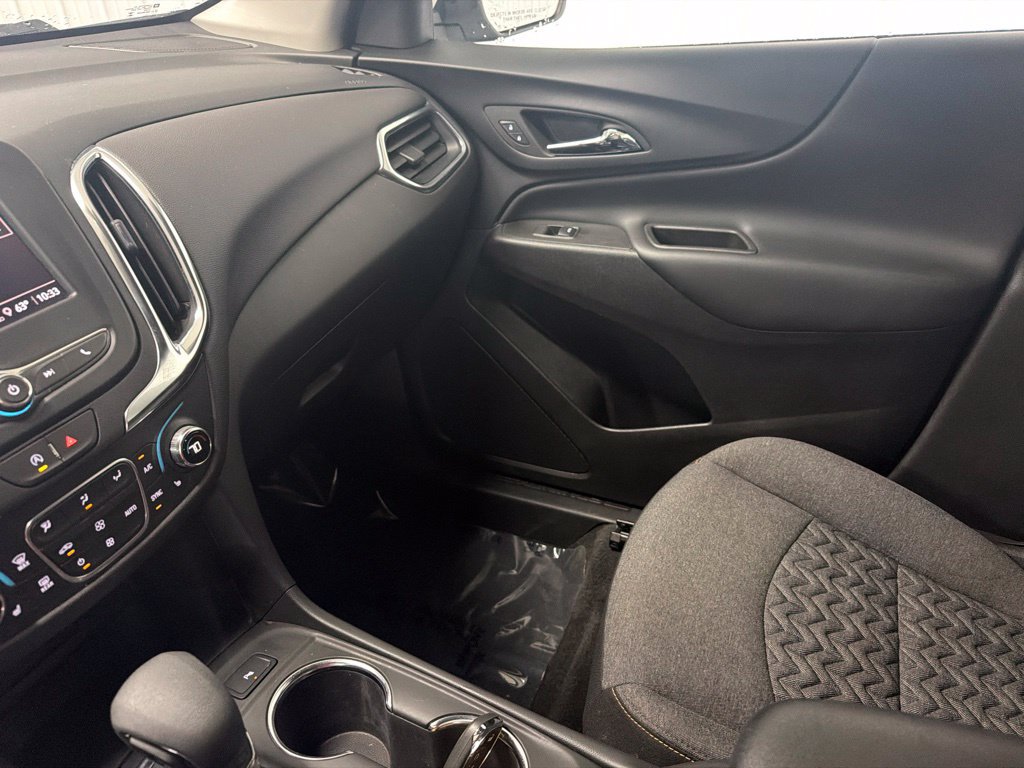 Used 2024 Chevrolet Equinox LT AWD/4WD image 18