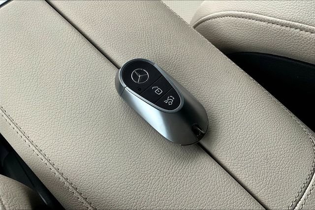 Certified 2026 Mercedes-Benz GLC 300 4MATIC image 38