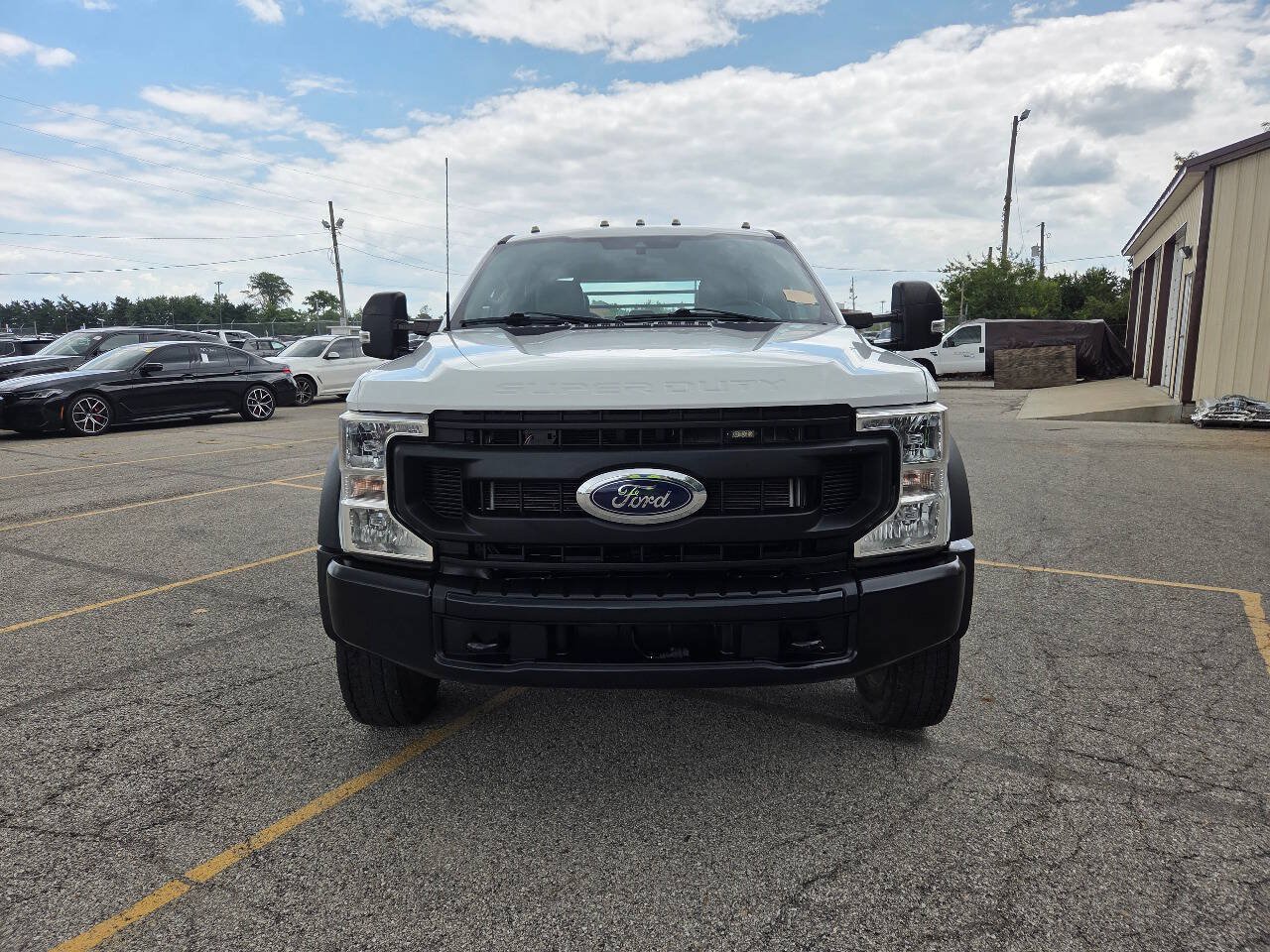 Used 2022 Ford F550 4x4 Crew Cab Super Duty w/ Power Equipment Group image 4