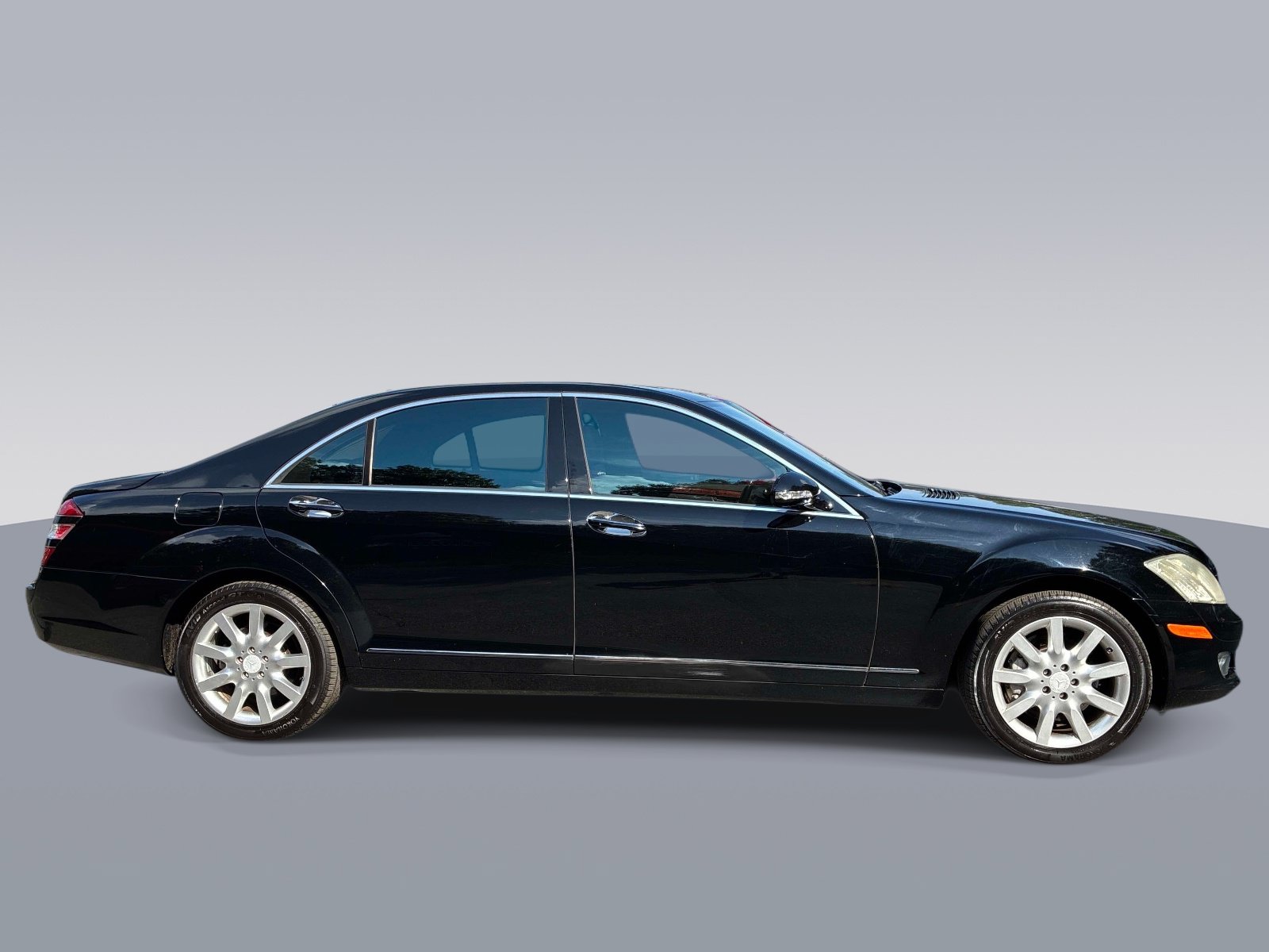 Used 2008 Mercedes-Benz S 550 4MATIC image 8
