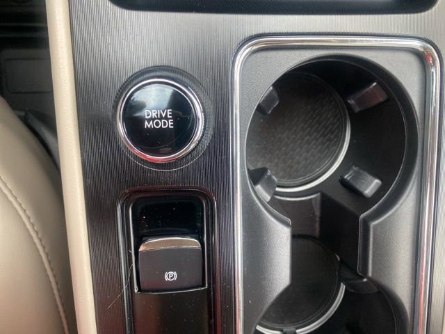 Used 2025 Lincoln Corsair FWD w/ Equipment Group 101A image 19