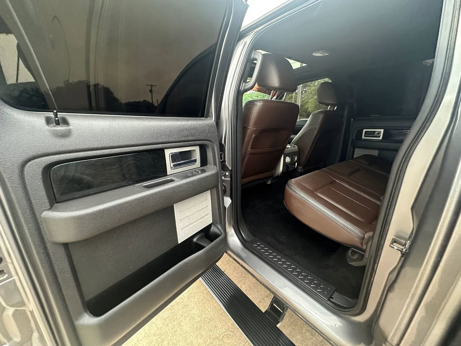 Used 2011 Ford F150 Platinum AWD/4WD image 17
