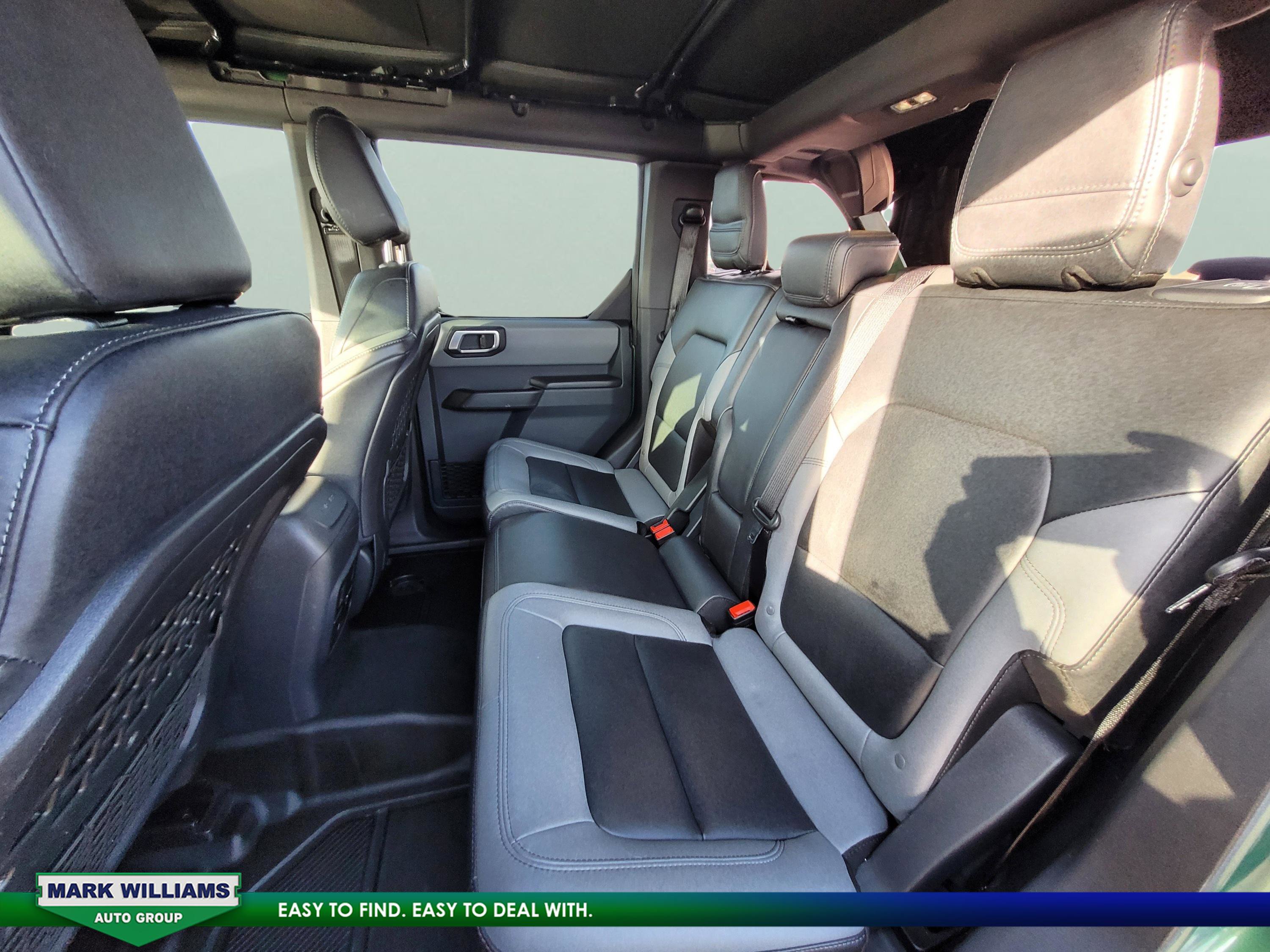 Used 2024 Ford Bronco Big Bend w/ Sasquatch Package image 15