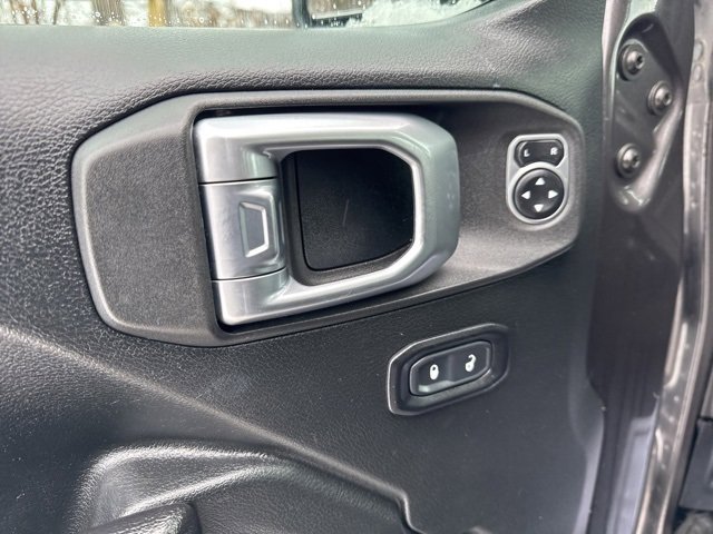 Used 2020 Jeep Wrangler Unlimited Sport image 17
