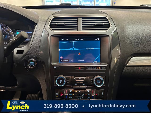 Used 2019 Ford Explorer XLT w/ Equipment Group 202A AWD/4WD image 12