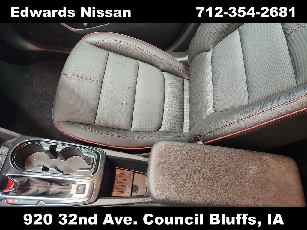 Used 2024 Chevrolet TrailBlazer RS w/ Driver Confidence Package image 31