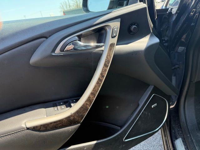 Used 2016 Buick Verano Leather w/ Experience Buick Package image 8