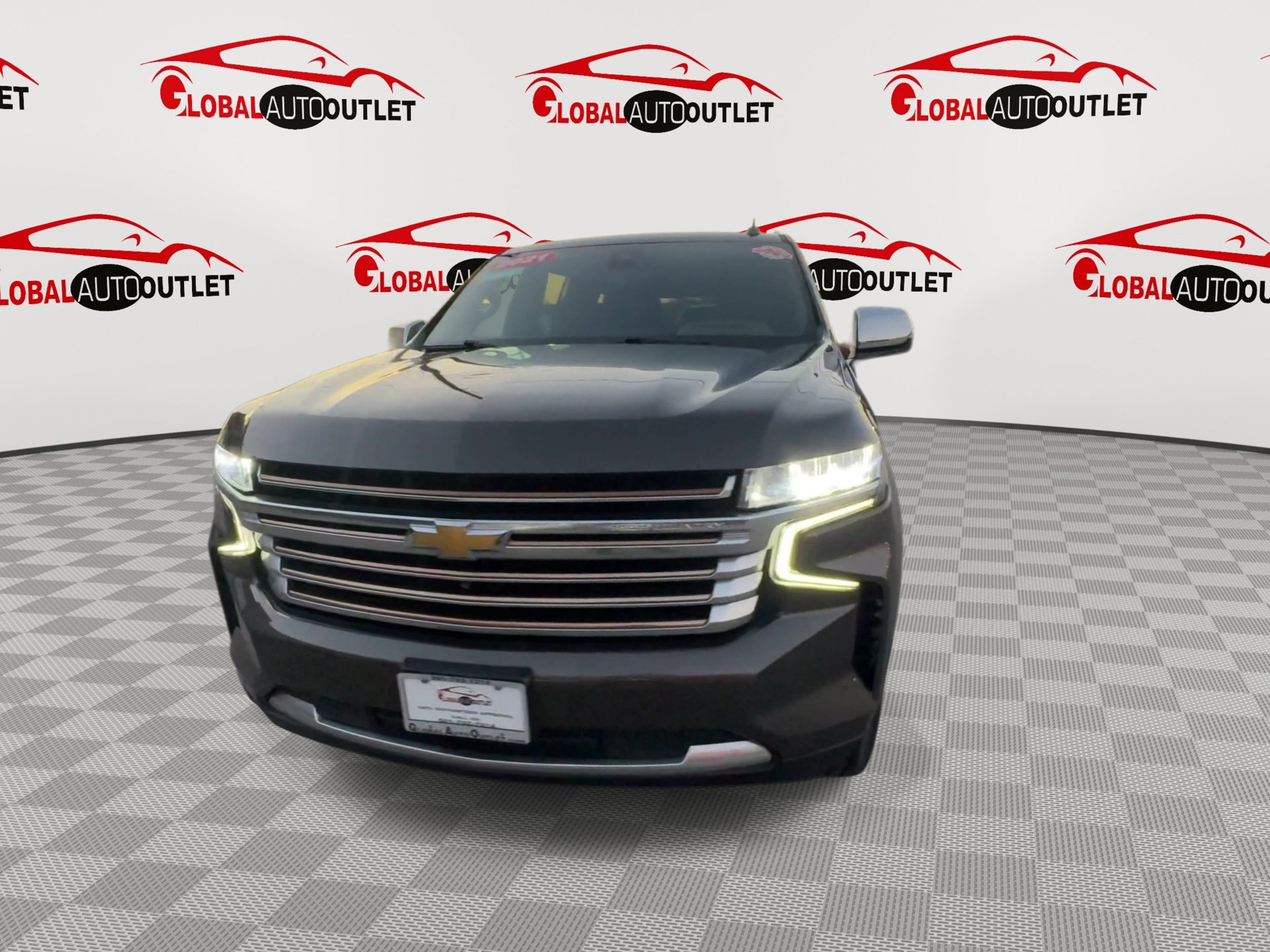 Used 2021 Chevrolet Tahoe High Country w/ Premium Package AWD/4WD image 3
