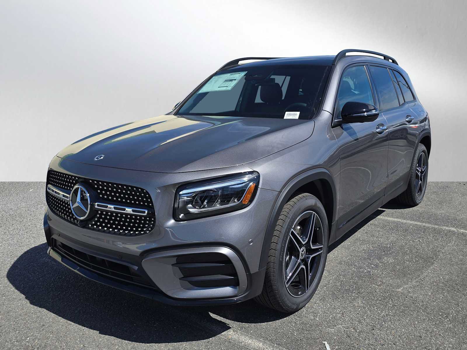 New 2026 Mercedes-Benz GLB 250 4MATIC image 7