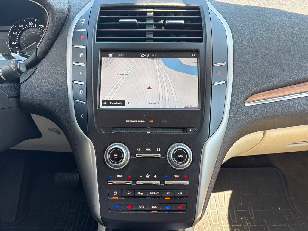 Used 2016 Lincoln MKC Reserve w/ Lincoln MKC Climate Package FWD image 28