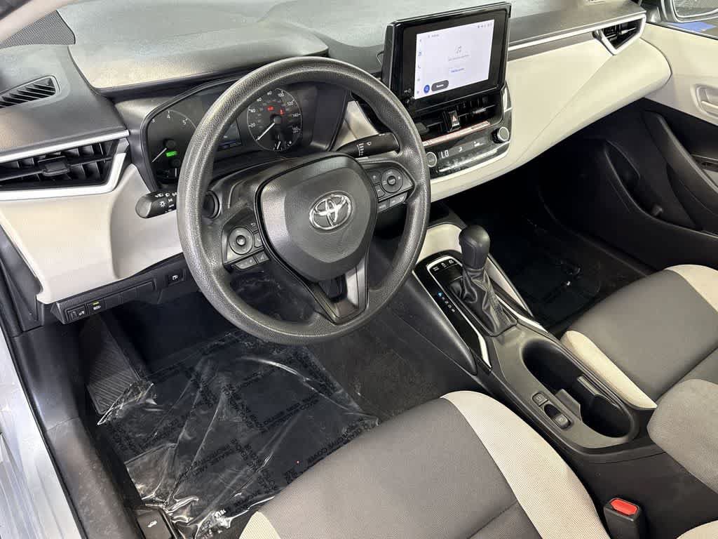 Used 2025 Toyota Corolla LE w/ Convenience Package FWD image 13