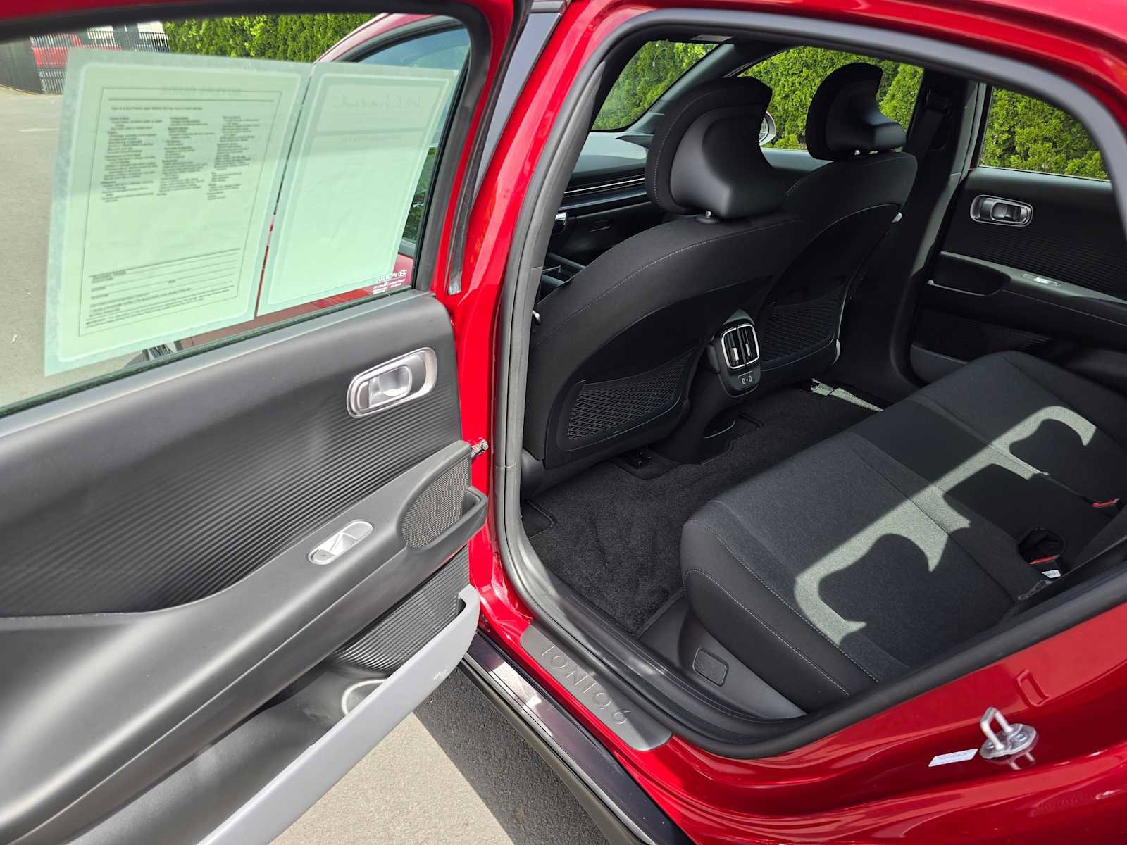 Used 2024 Hyundai Ioniq 6 SE AWD/4WD image 15