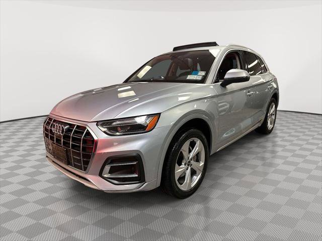 Used 2021 Audi Q5 2.0T Premium Plus w/ Premium Plus Package AWD/4WD image 7