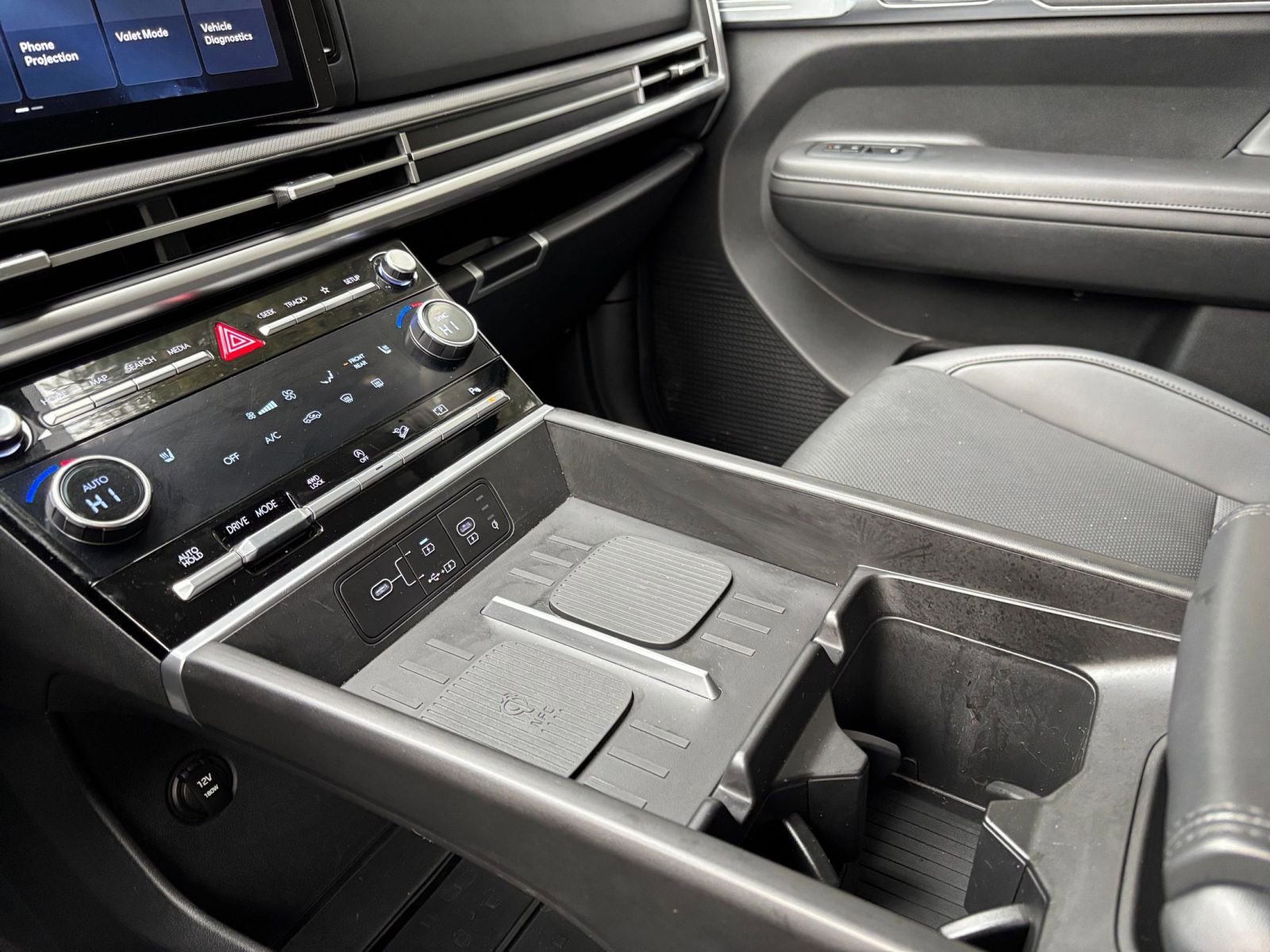 Used 2025 Hyundai Santa Fe SEL image 41