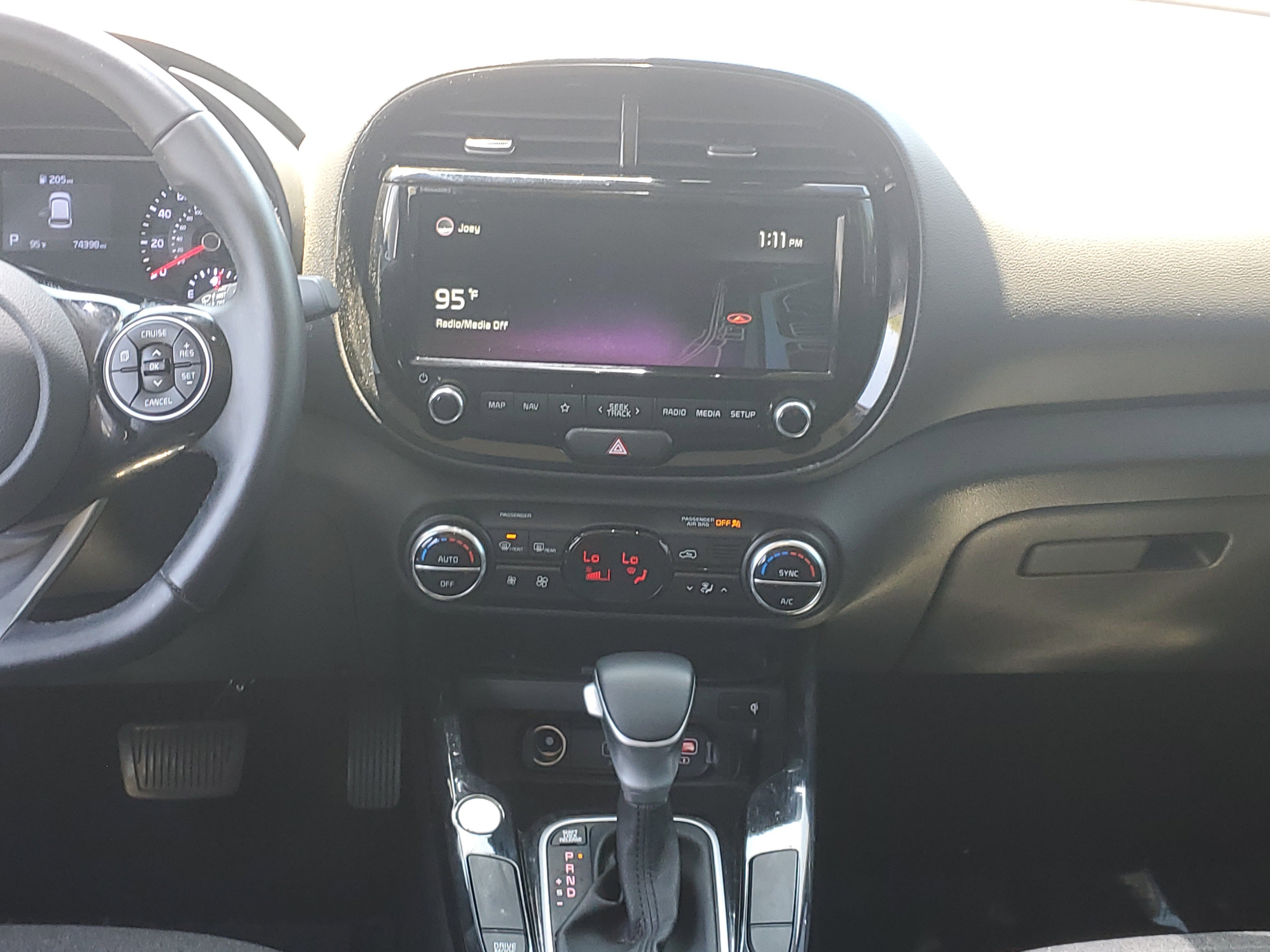 Used 2022 Kia Soul GT-Line FWD image 15