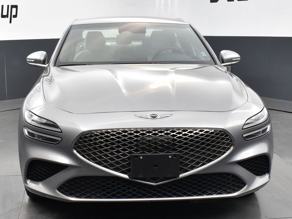 Used 2025 Genesis G70 2.5T image 8
