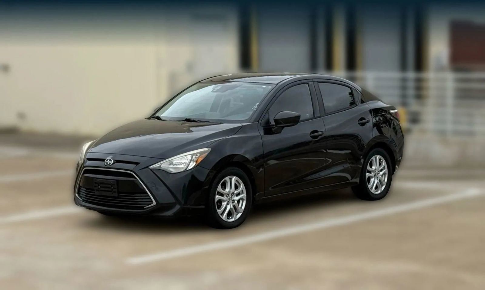 Used 2016 Scion iA image 3