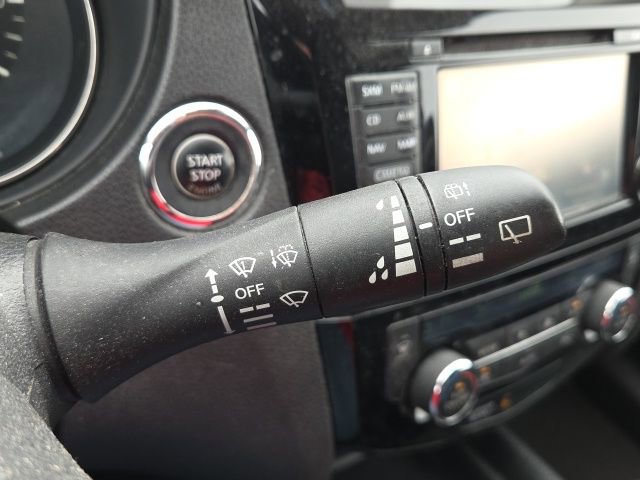 Used 2017 Nissan Rogue SL image 41