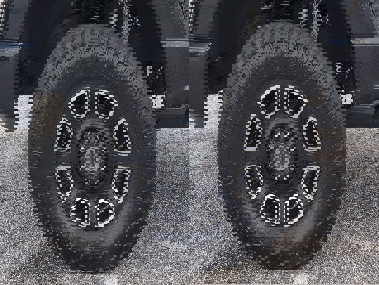 Used 2024 Ford F350 Platinum image 9