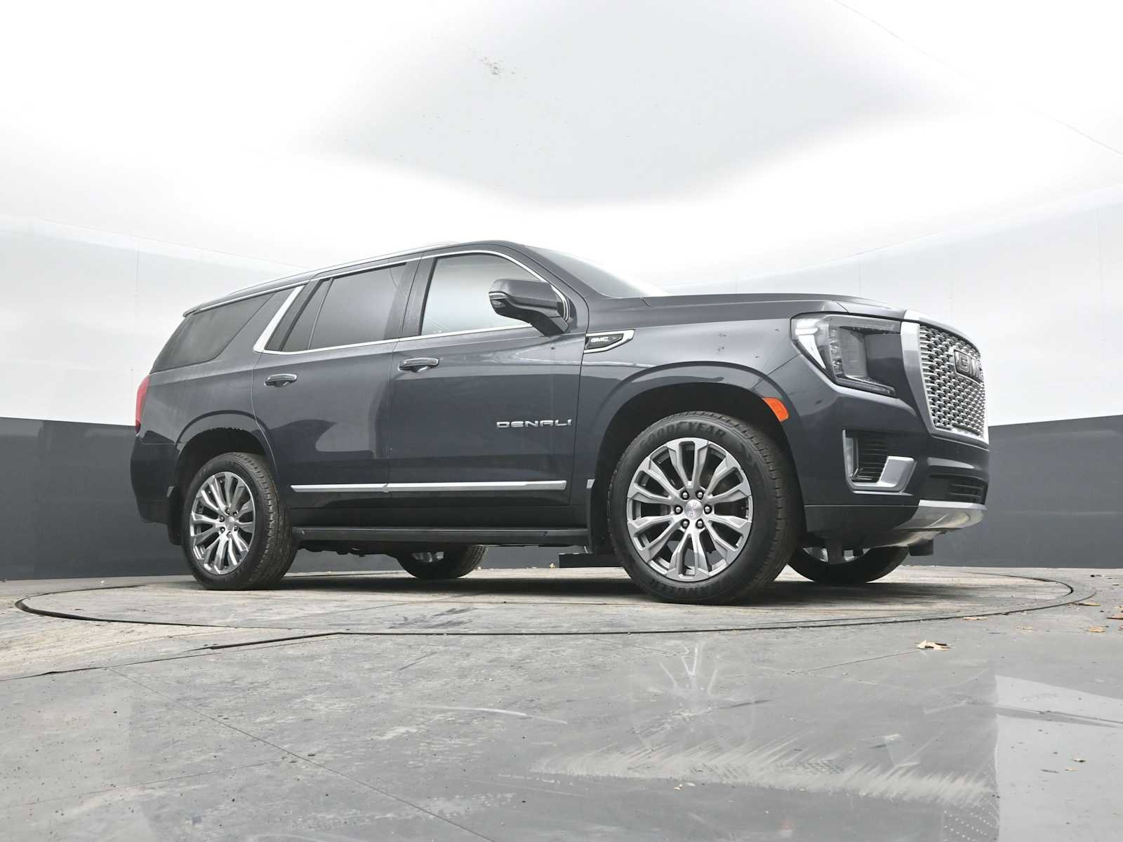 Used 2021 GMC Yukon Denali w/ Advanced Technology Package image 47
