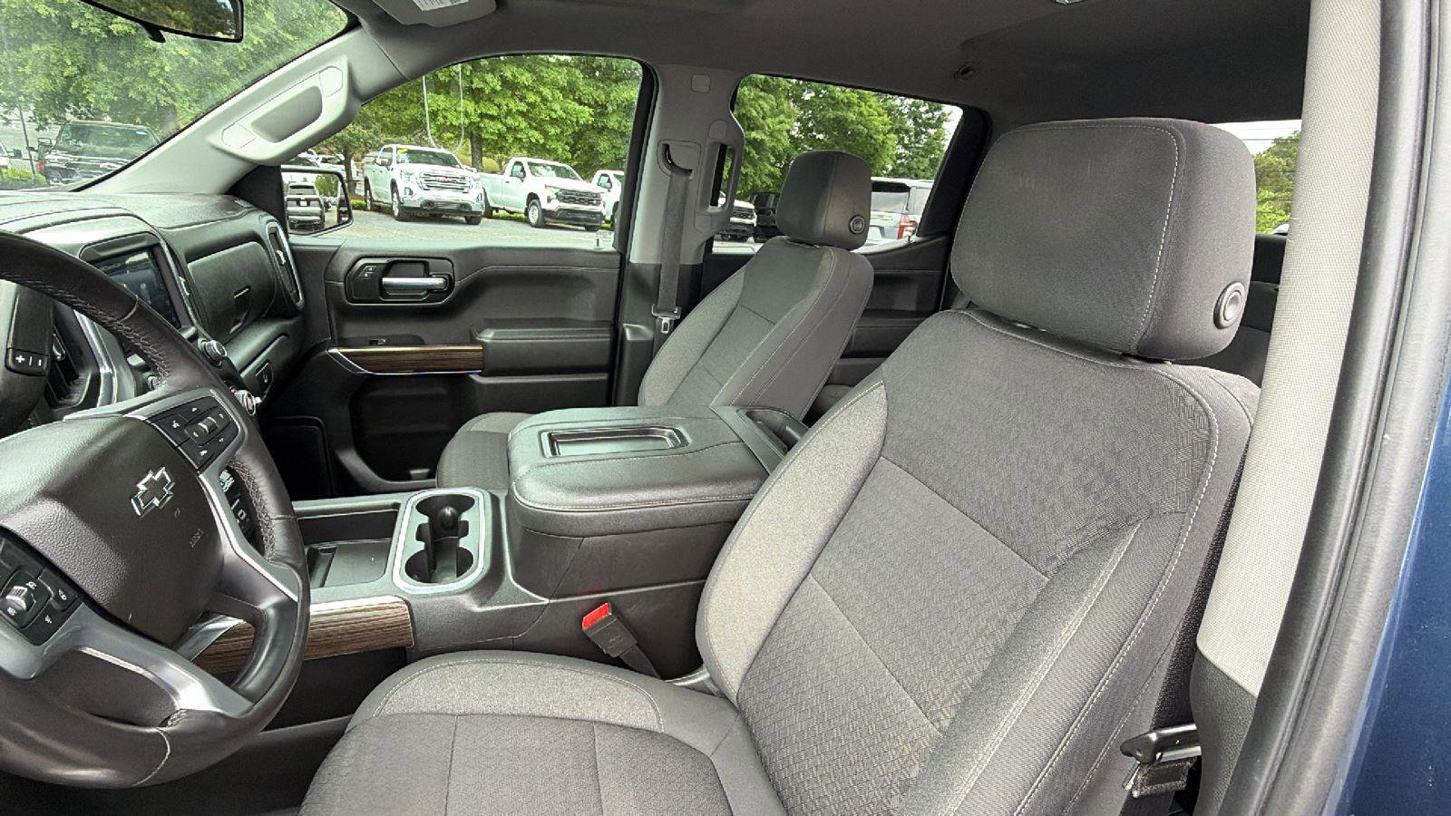 Used 2022 Chevrolet Silverado 1500 RST AWD/4WD image 14