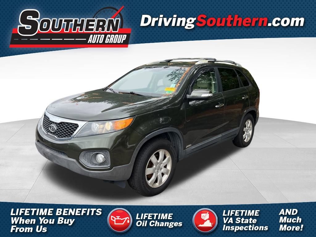 Used 2013 Kia Sorento LX w/ Convenience Pkg image 1