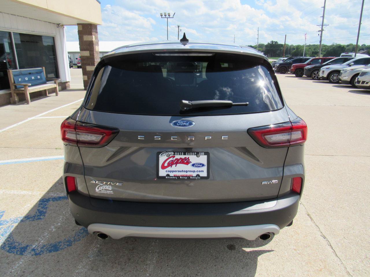 Used 2023 Ford Escape Active w/ Tech Pack #1 AWD/4WD image 6