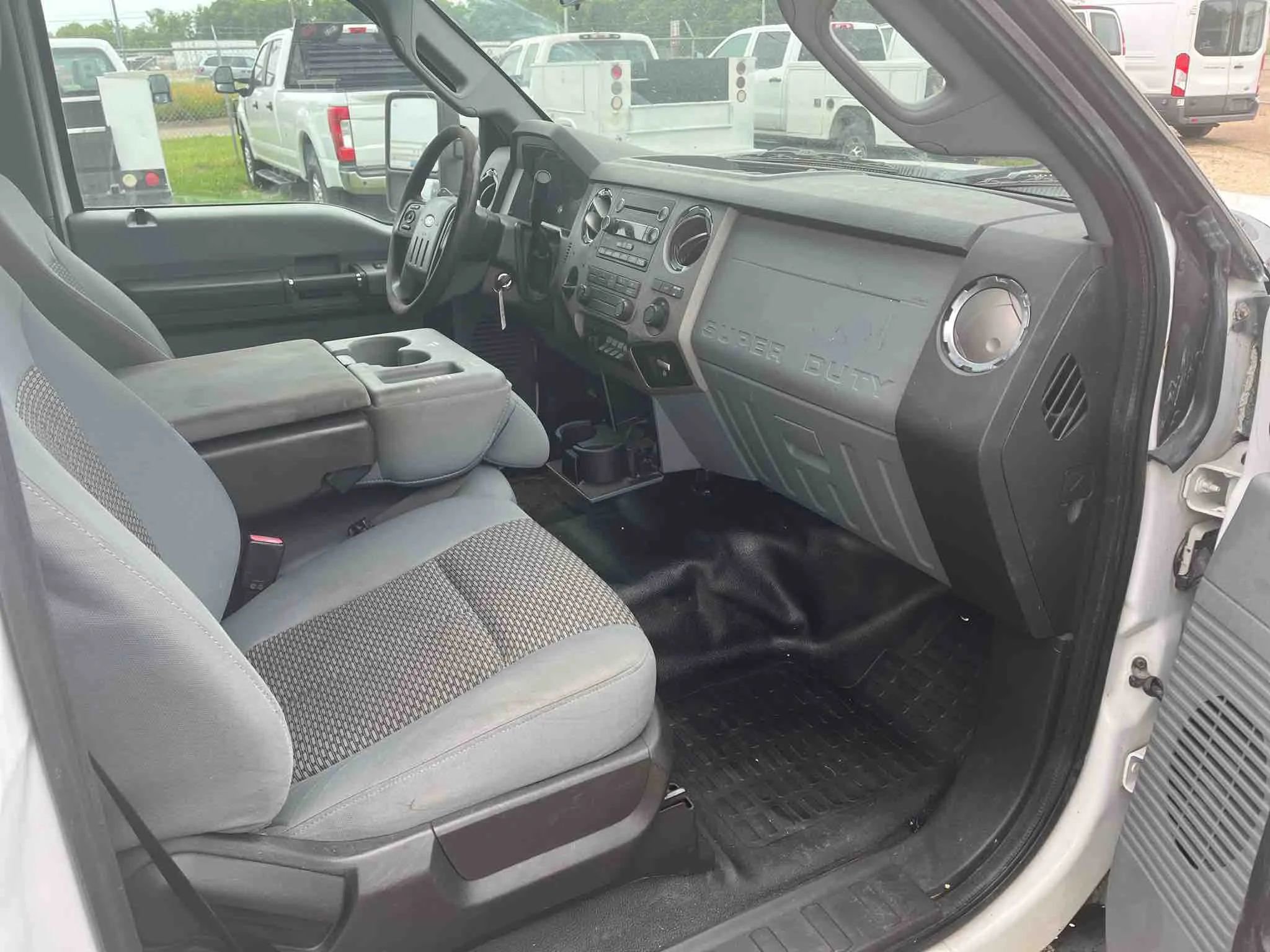 Used 2013 Ford F350 XLT w/ Ambulance Preparation Pkg RWD image 11