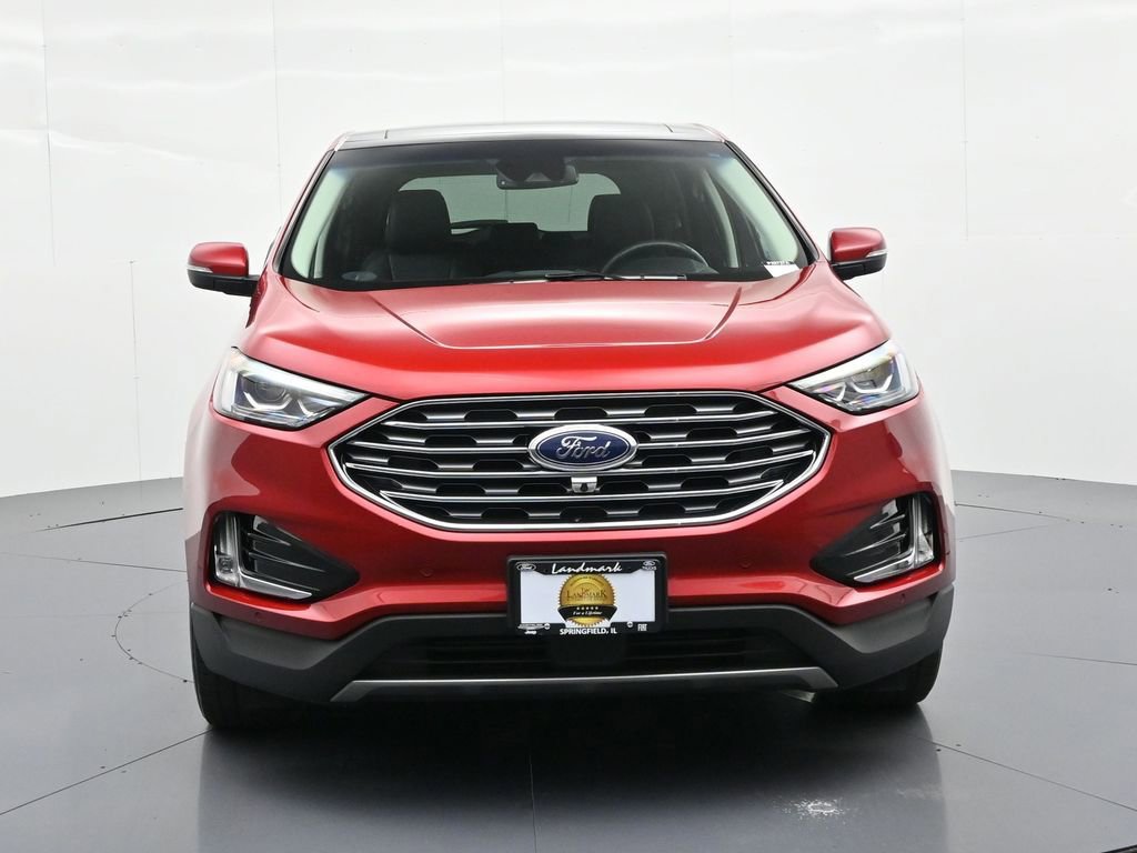 Used 2020 Ford Edge Titanium w/ Equipment Group 301A AWD/4WD image 3