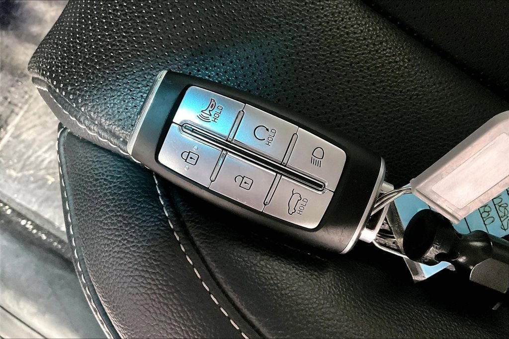 Used 2024 Genesis GV80 3.5T image 13