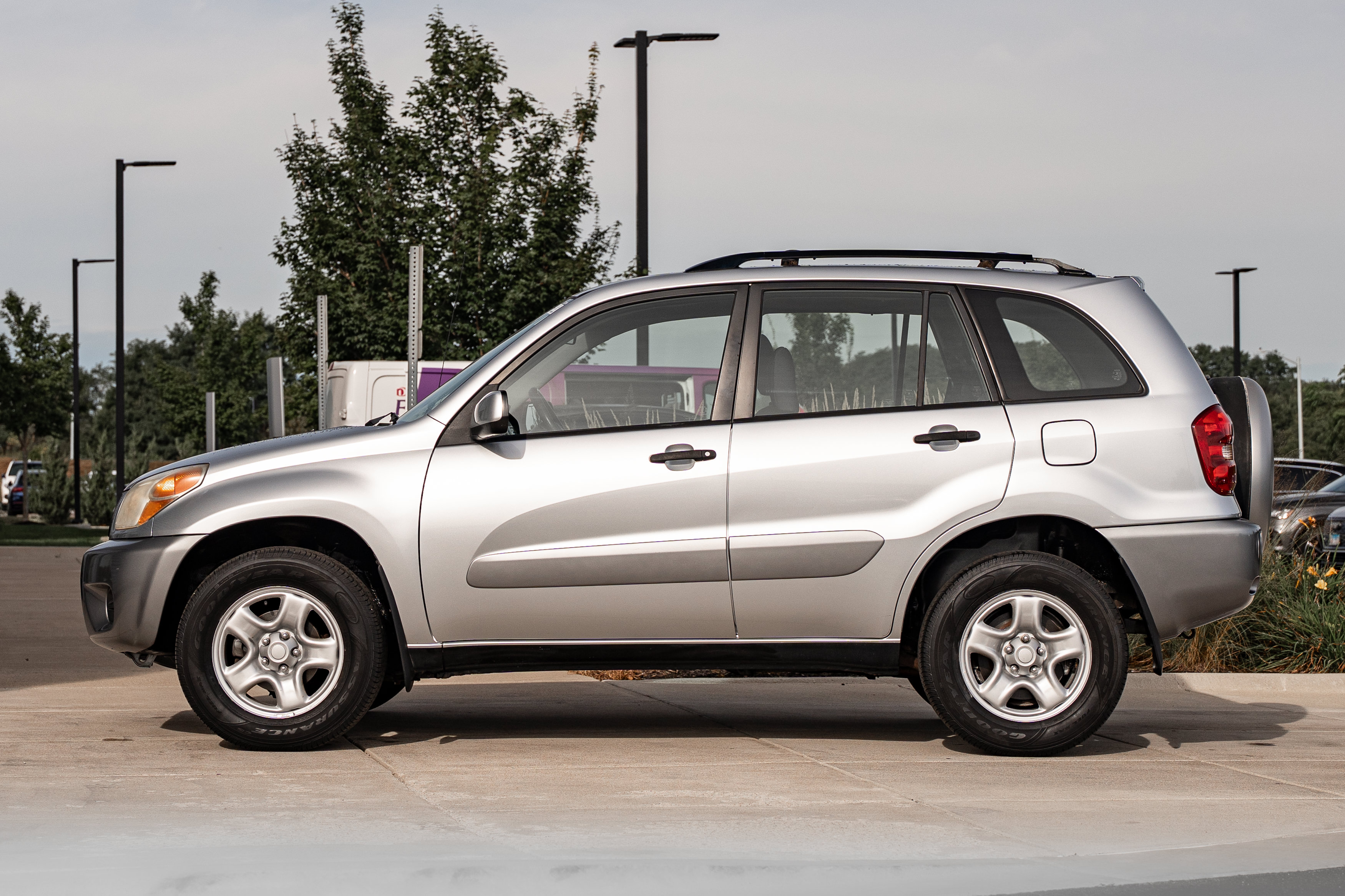 Used 2005 Toyota RAV4 2WD image 6