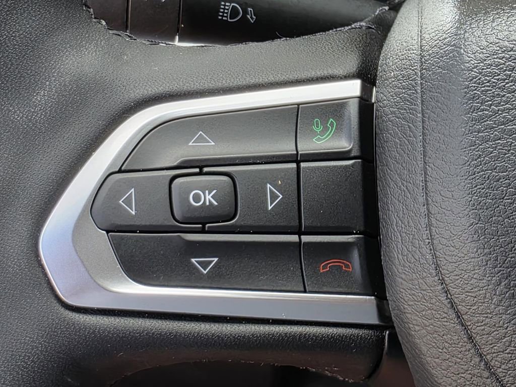 Used 2024 Jeep Compass Limited image 26