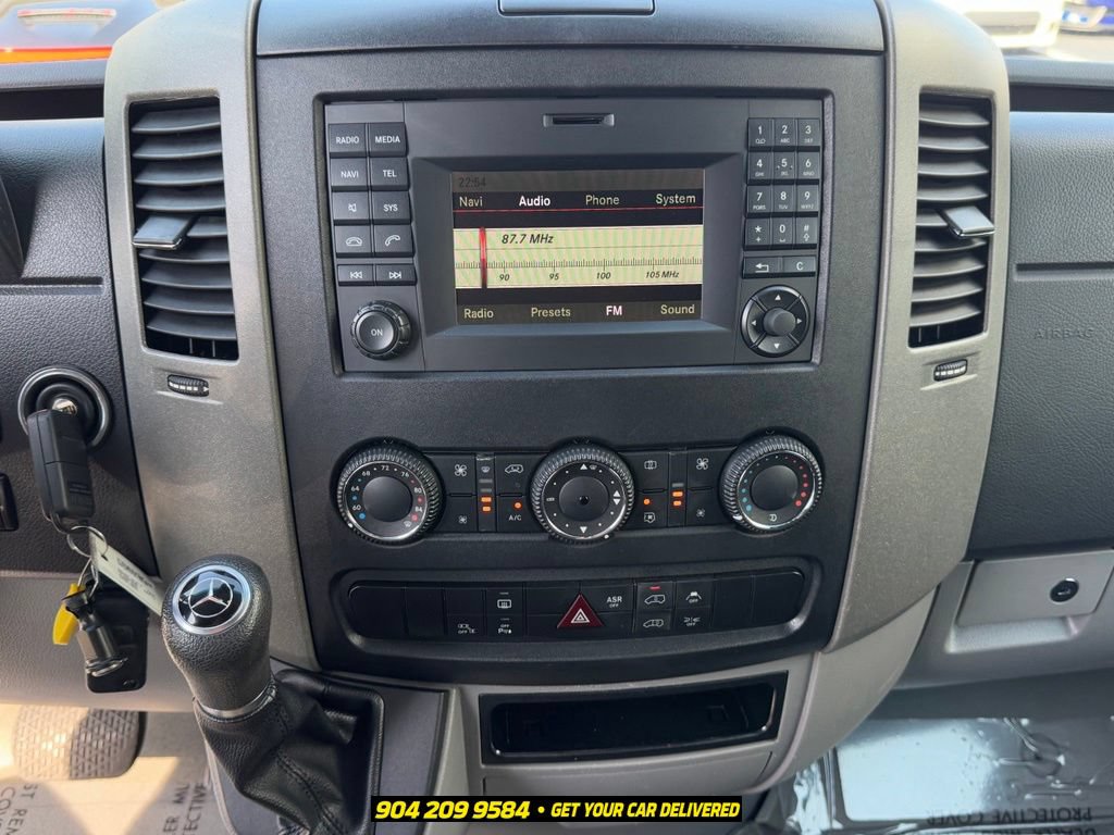 Used 2018 Mercedes-Benz Sprinter 2500 image 19