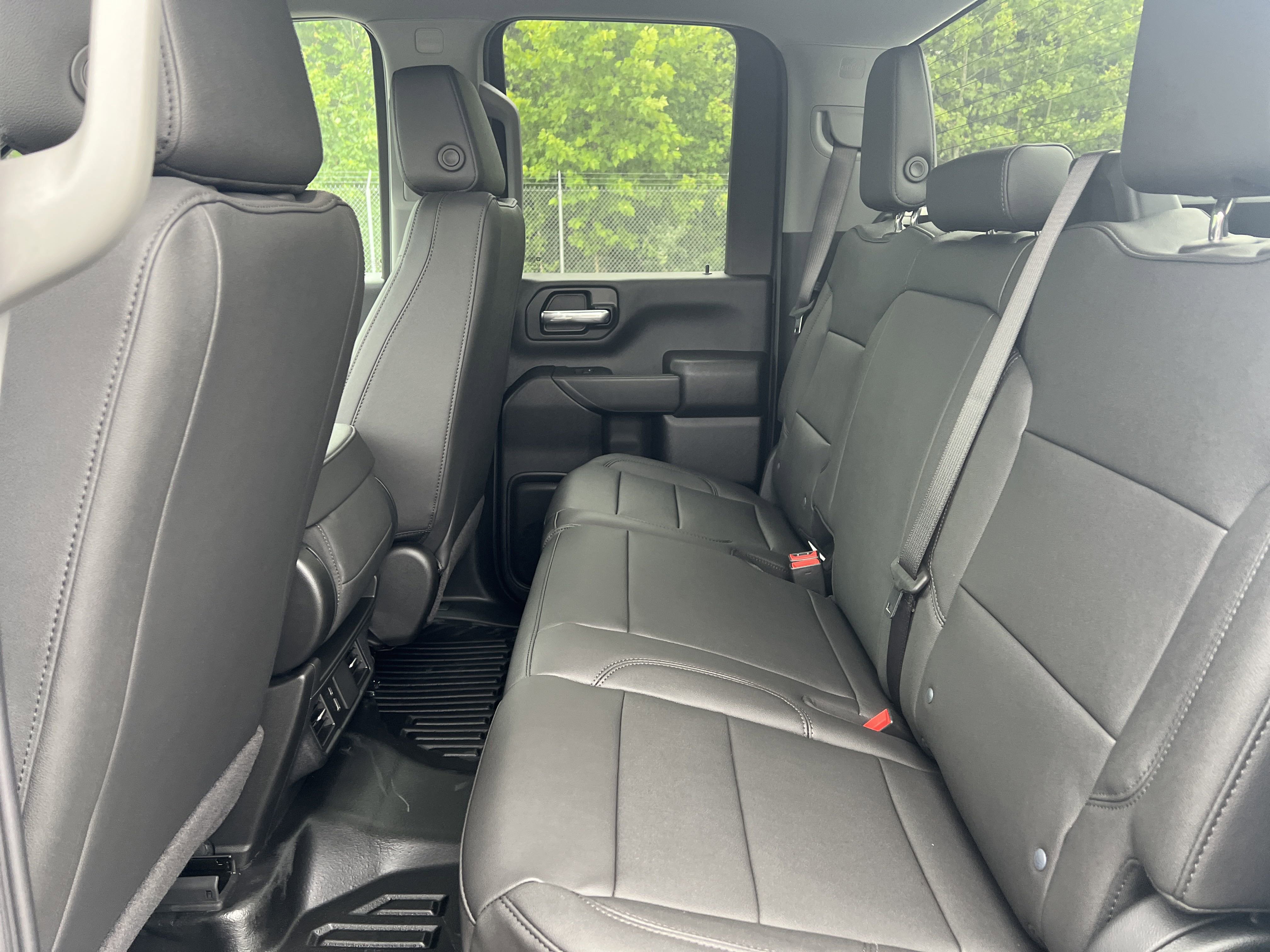 New 2025 GMC Sierra 3500 Pro w/ Convenience Package image 31