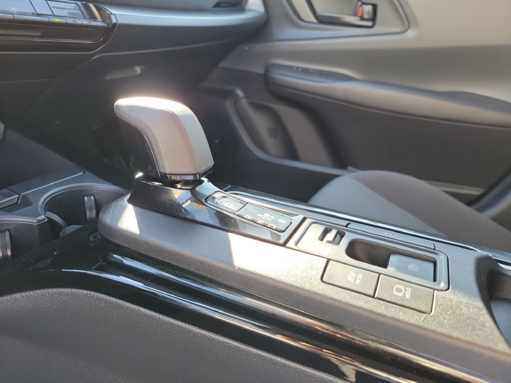 Used 2026 Toyota Prius LE FWD image 31
