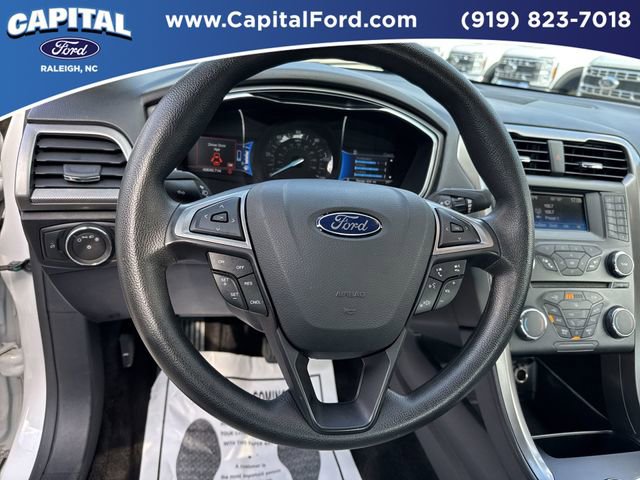 Used 2018 Ford Fusion S image 23