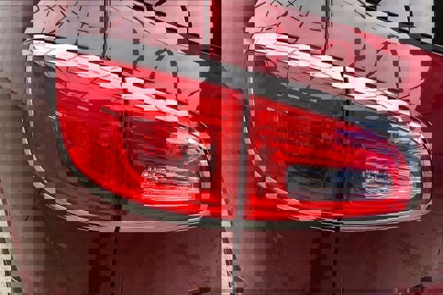 Used 2015 Buick Enclave Premium w/ Experience Buick Package image 27