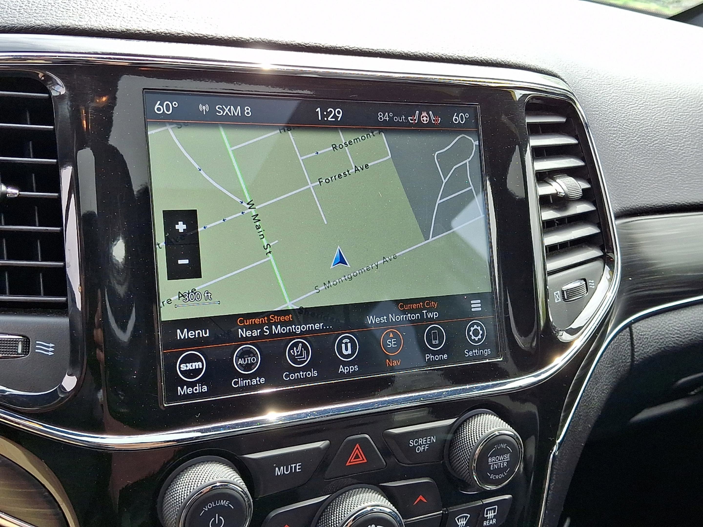 Certified 2021 Jeep Grand Cherokee Limited AWD/4WD image 18