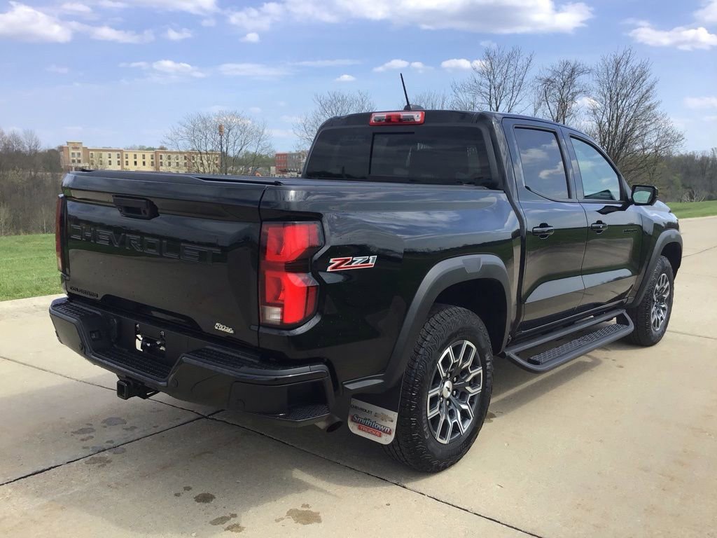 Used 2024 Chevrolet Colorado Z71 w/ Z71 Convenience Package 2 image 6