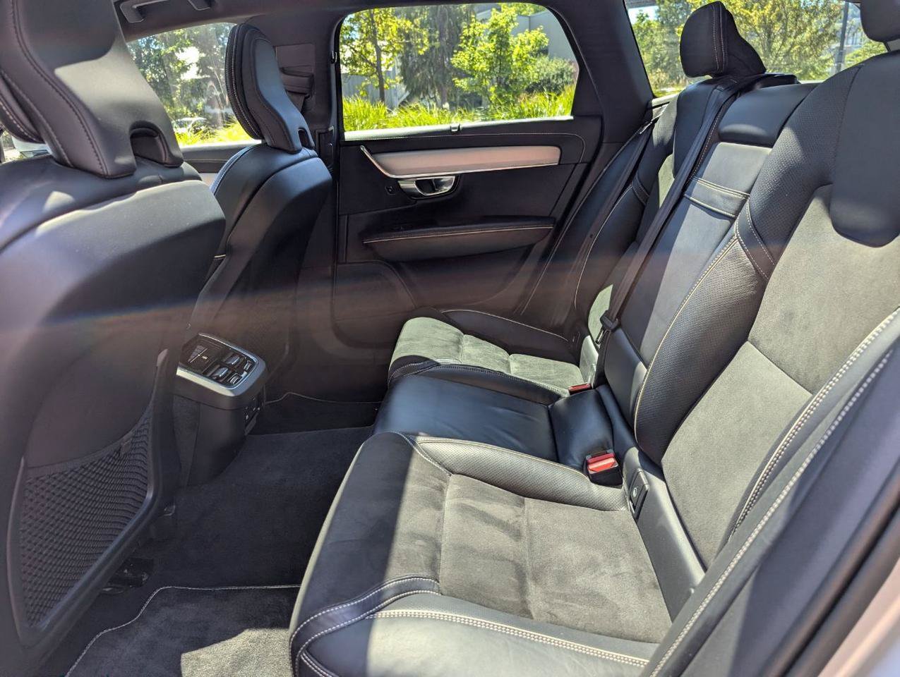 Used 2019 Volvo V90 T6 R-Design w/ Advanced Package AWD/4WD image 11