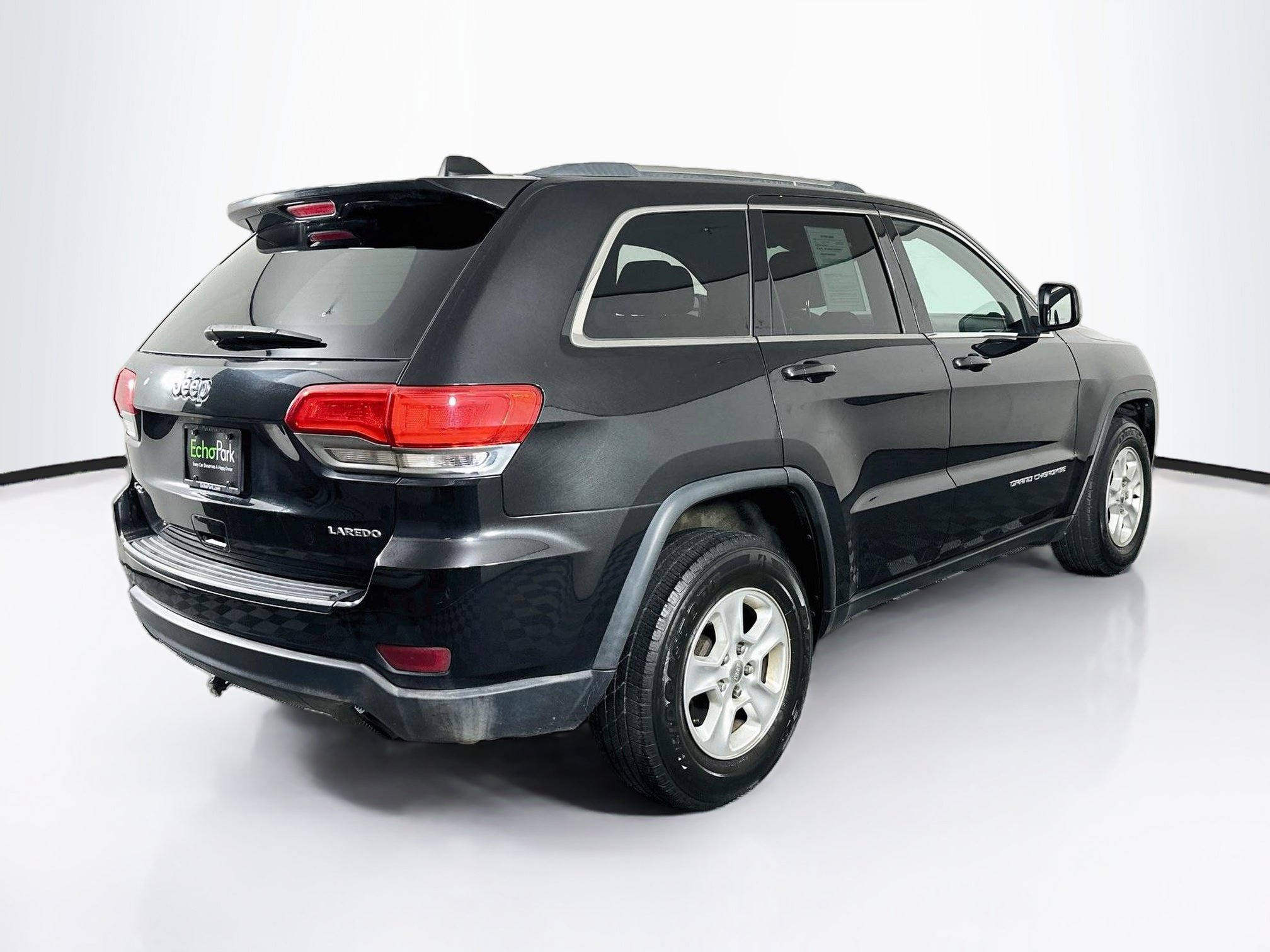 Used 2015 Jeep Grand Cherokee Laredo w/ Quick Order Package 23E AWD/4WD image 9