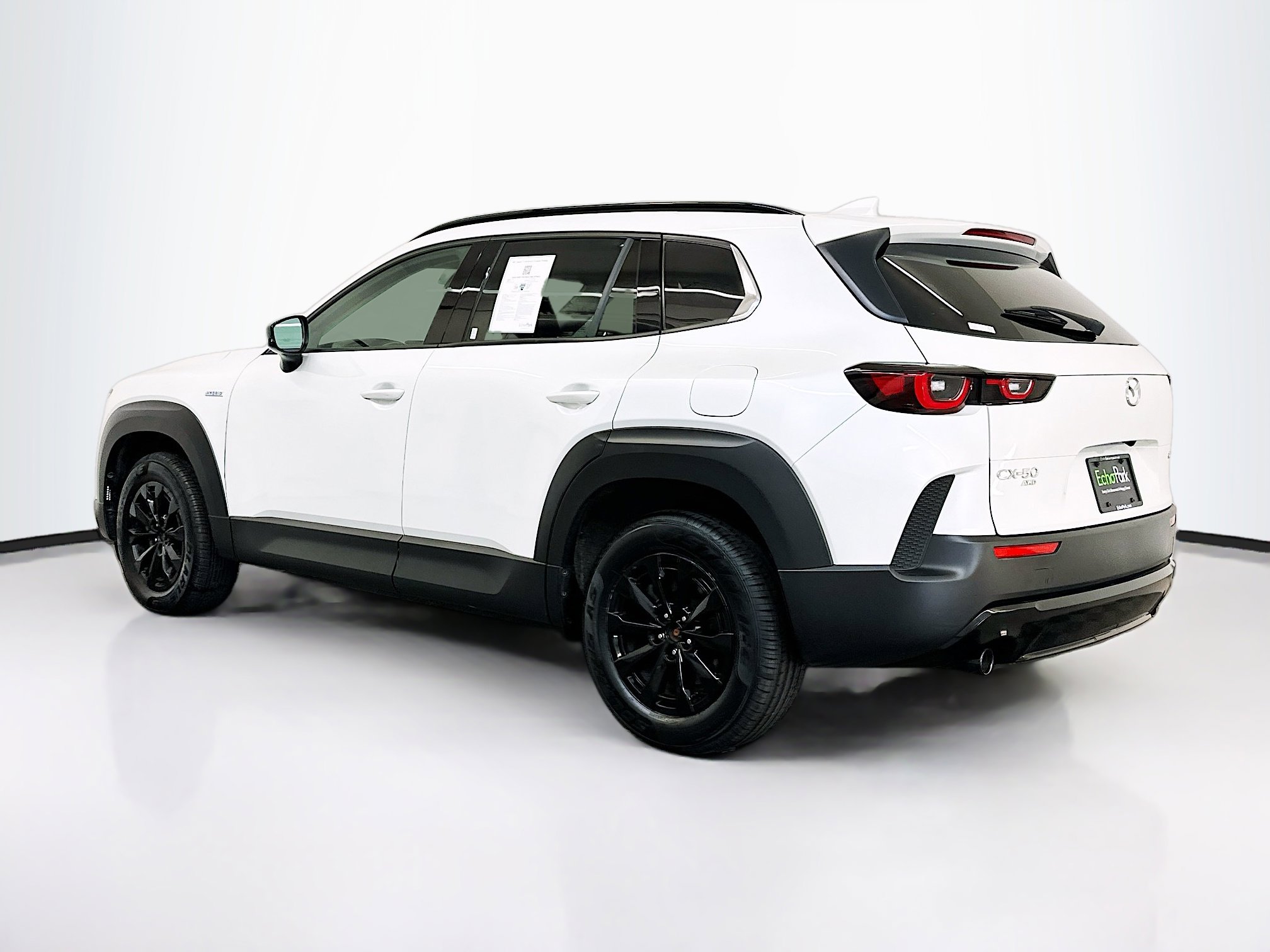 Used 2025 MAZDA CX-50 AWD 2.5 Hybrid w/ Premium Pkg image 5