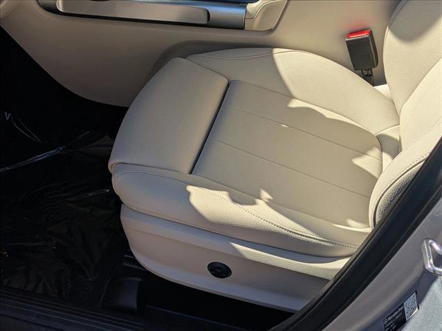 New 2026 Mercedes-Benz GLB 250 image 4