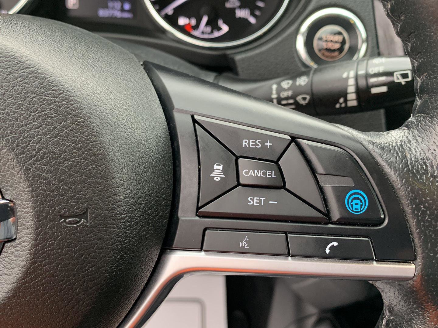 Used 2019 Nissan Rogue SL w/ Premium Package image 21