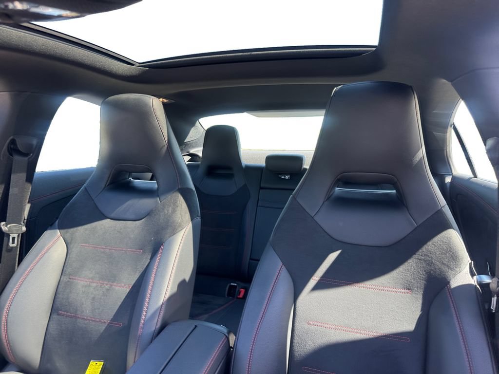 Used 2023 Mercedes-Benz CLA 250 4MATIC image 19