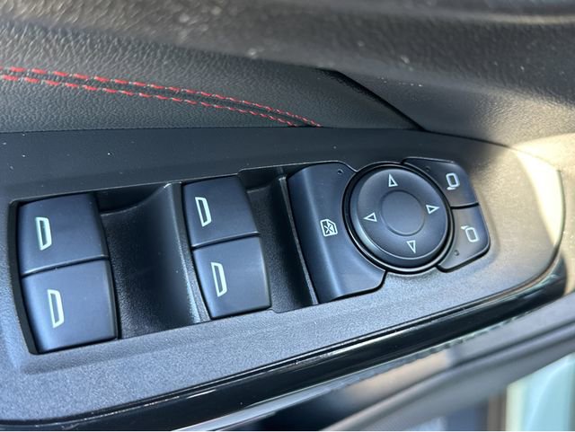 Used 2024 Chevrolet Trax RS w/ Sunroof Package image 37