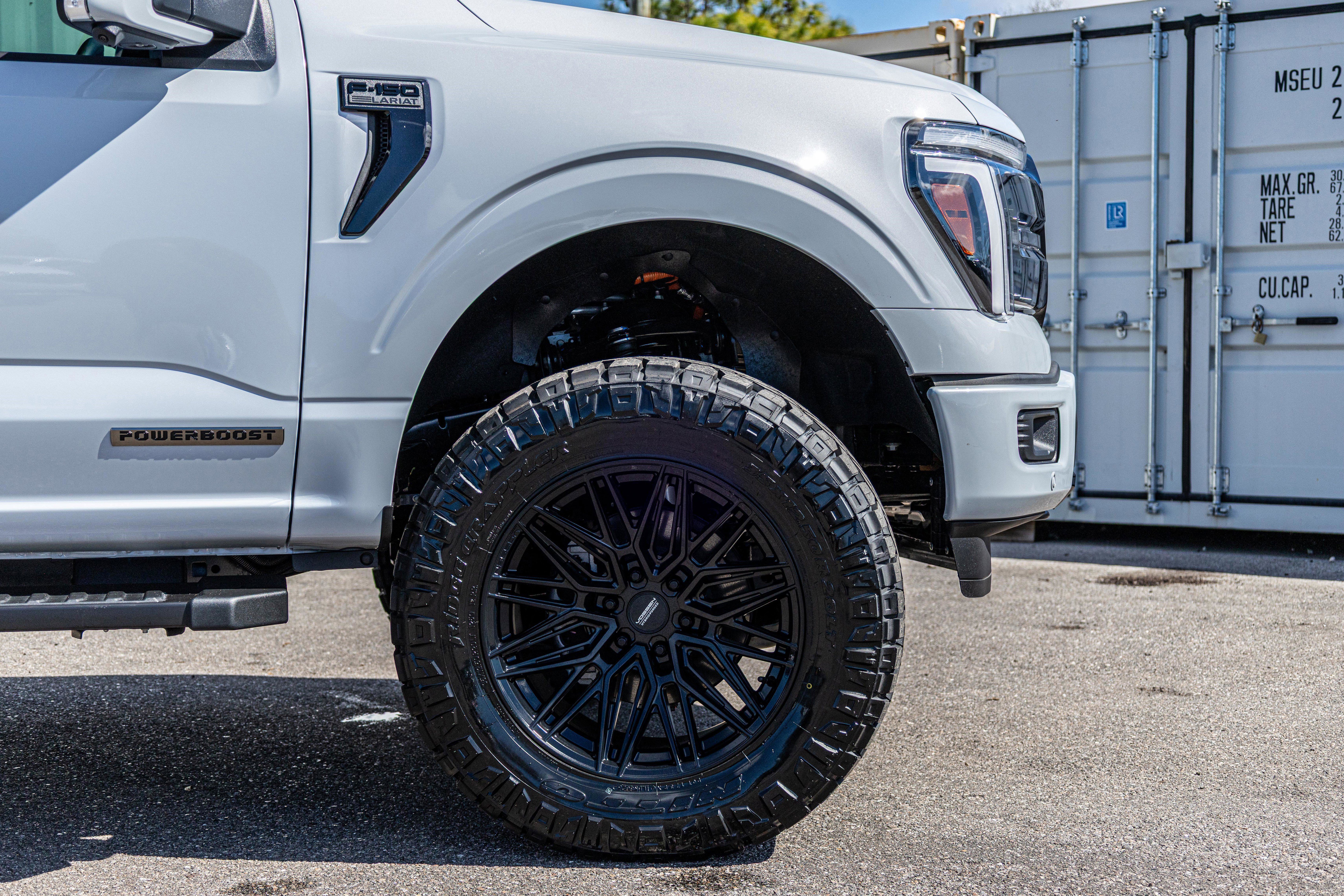 New 2025 Ford F150 Lariat w/ Equipment Group 502A High AWD/4WD image 13